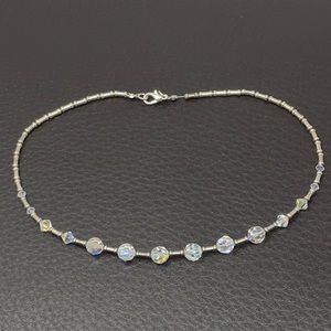 Cool Vintage silver tone/glass bead choker necklace